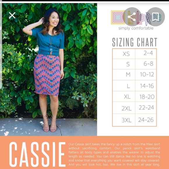 LuLaRoe Cassie Disney XS textured pencil skirt Mickey mouse red white & blue - Picture 3 of 7